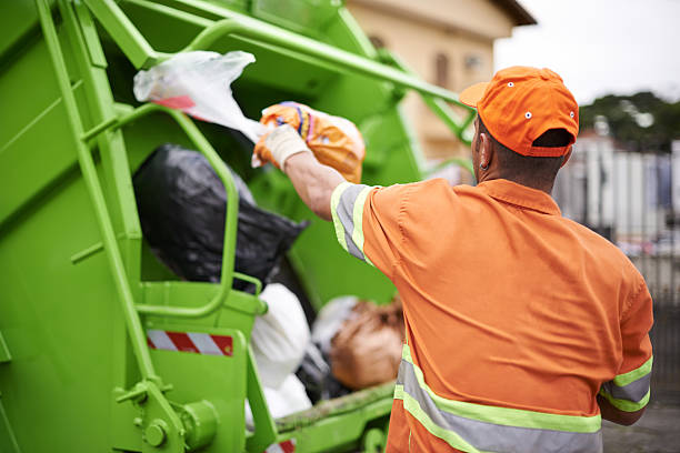 Best Construction Debris Removal  in St Peter, WI